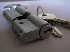 Uniondale NY Locksmith Store Uniondale, NY 516-273-7011 - broken-key-extraction