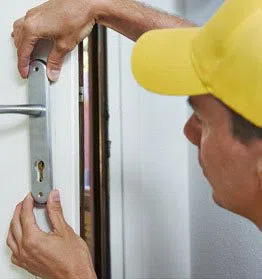 Uniondale NY Locksmith Store Uniondale, NY 516-273-7011 - changing-locks